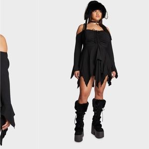 Current Mood
Plus F Is For Fairies
Handkerchief Dress SIZE 3X